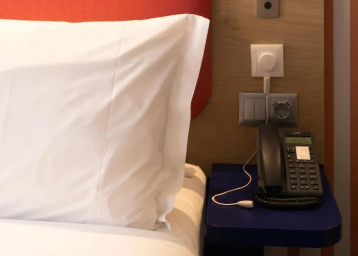 Holiday Inn Express&Suites Lisbon - Príncipe Real by IHG