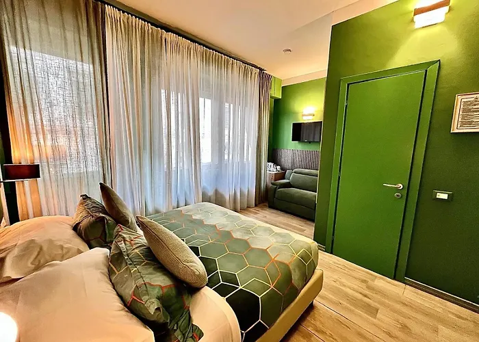 Bobotel Rooms In City Center Firenze