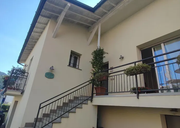Lora Giusta Guest House Côme