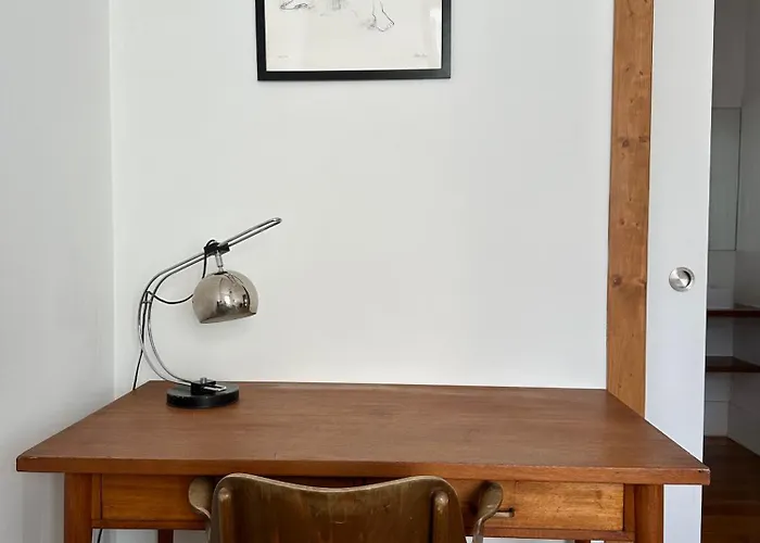 Modern Bedroom In Lisbona