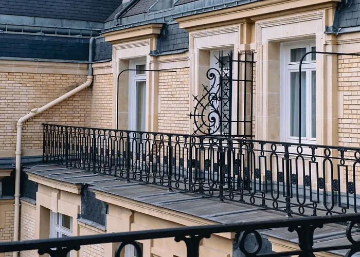Fraser Suites Le Claridge Champs-Elysées París