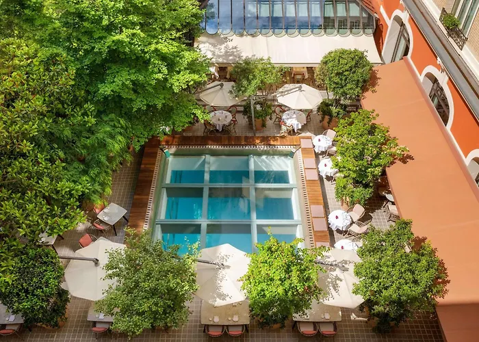 Hotel Le Royal Monceau Raffles París