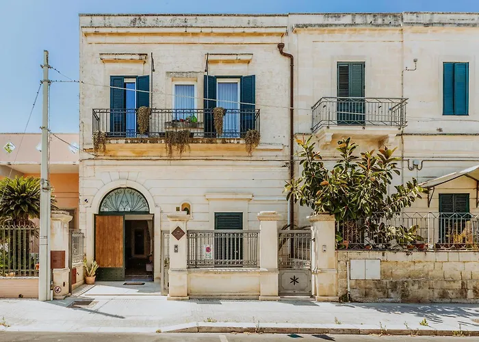Dimoraletremuse Guesthouse Lecce