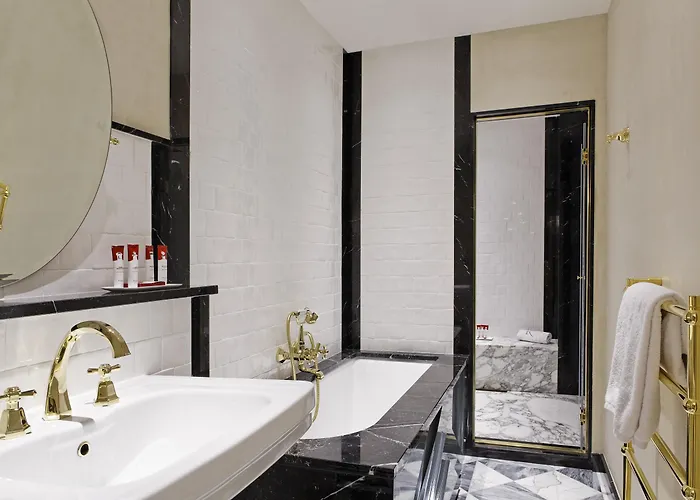 Hotel Relais Christine París