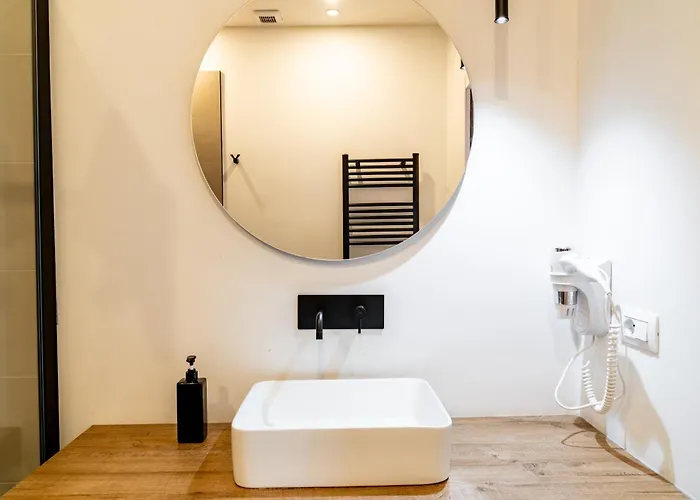 Turin Central Suite