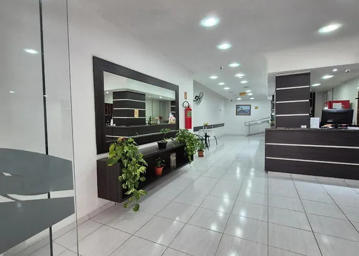 Hotel Manoá Poa - Uma quadra do complexo da Santa Casa Porto Alegre