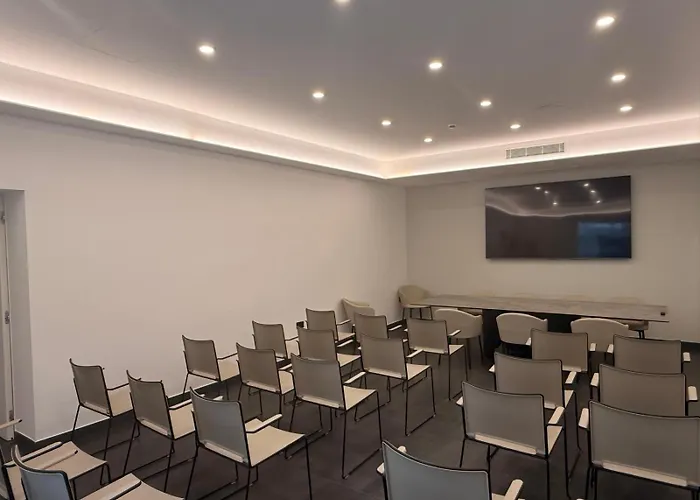 J Maluni City Hotel Roma