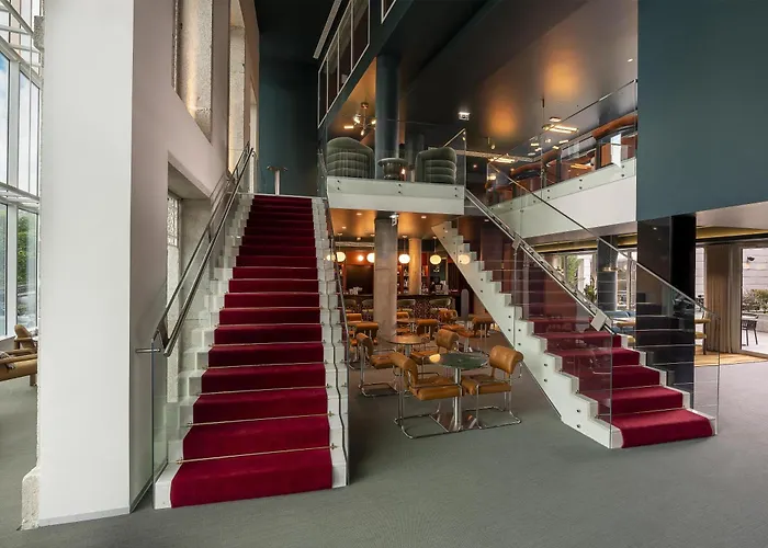 Cenica Porto Hotel, Curio Collection By Hilton