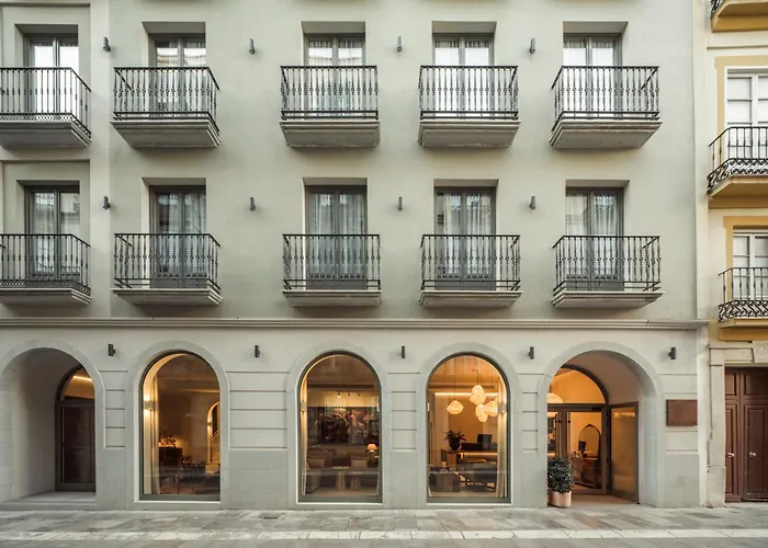 Hotel Well And Come Málaga
