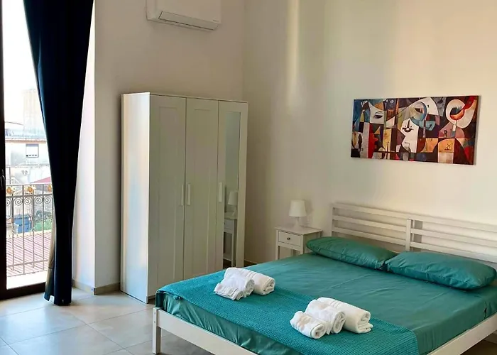 Palazzo Trovatelli by D&D Sicily Exporer Catania