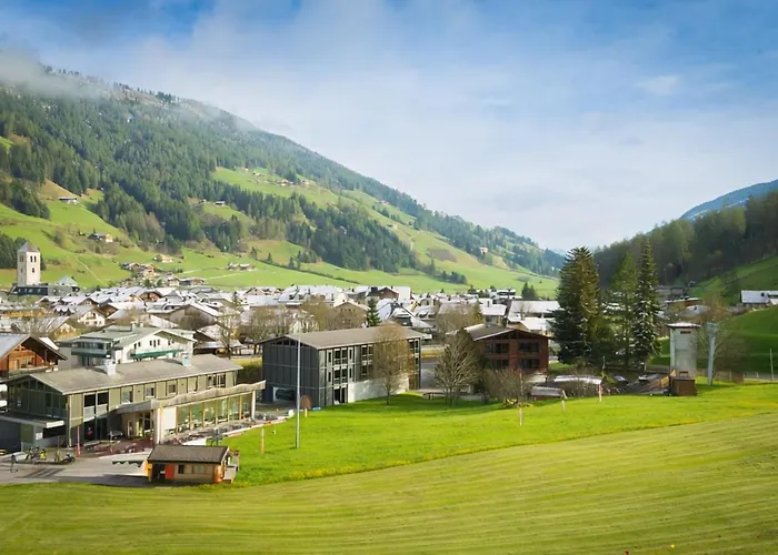 Kersh Dolomites Lodge San Candido