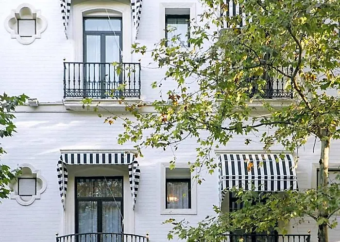 Petit Palace Puerta De Triana Siviglia