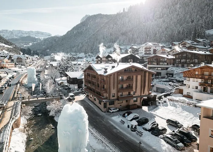 Hotel Cosmea 4 Stars - Your Dolomites Experience Ortisei
