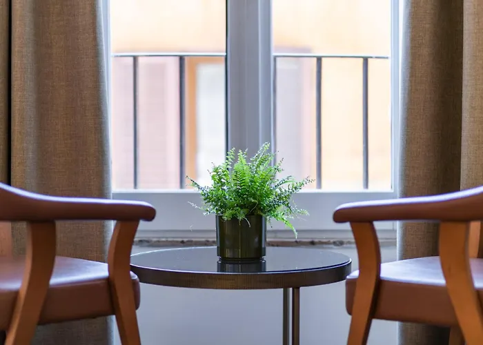Sonder Palazzo Taverna Roma