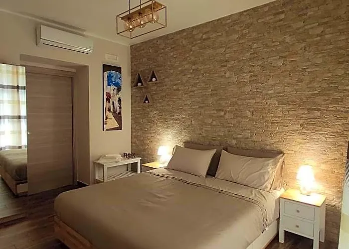 Tizzy Apartment&Rooms Bari