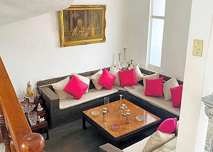 Hostal Guadalajara Cosmopolitan Providencia