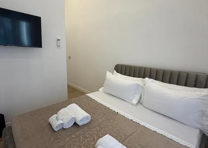 Bed and Breakfast Domus Luigi Leone 2 Napoli