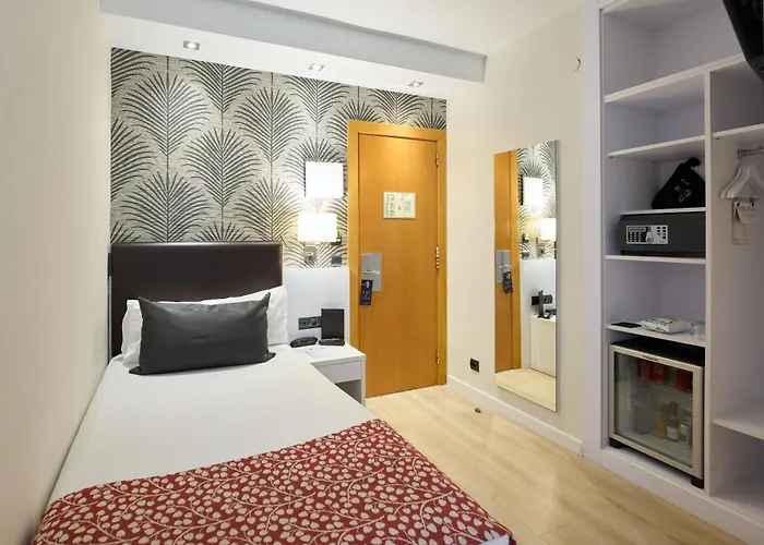 Hotel Catalonia Castellnou Barcellona
