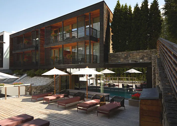 Hotel Lajadira & Spa Cortina dʼAmpezzo