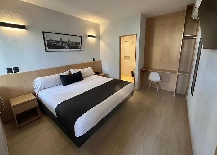 Hotel Emperador centro Guadalajara y Remodelado