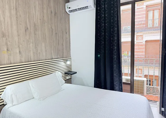 Apartamentos Day Madrid VALVERDE Centro Gran Via Sol Malasaña