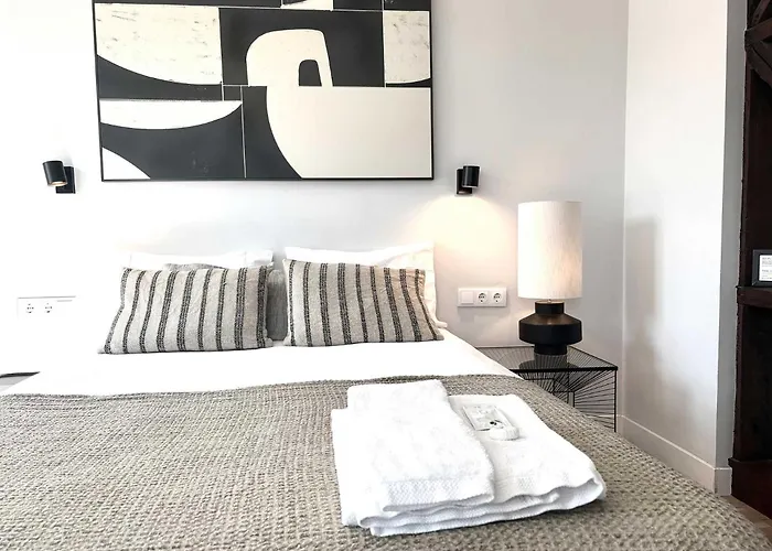Bairro House Lisbon Charming Suites