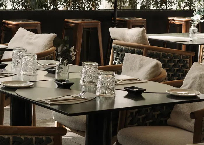 Hospes Puerta de Alcalá, a Member of Design Hotels Madrid