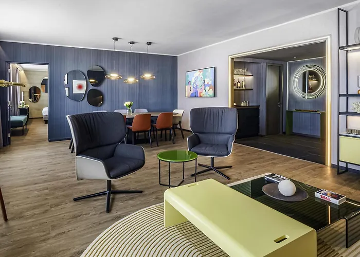 Hotel Pullman Santiago El Bosque