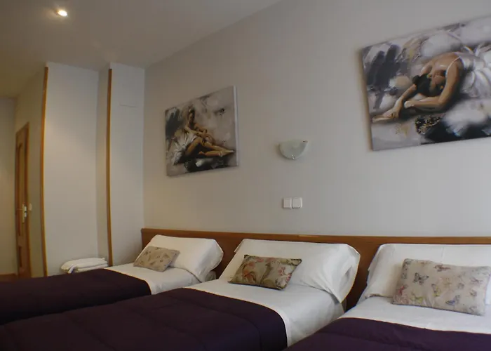 Hostal Santa Cruz Madrid