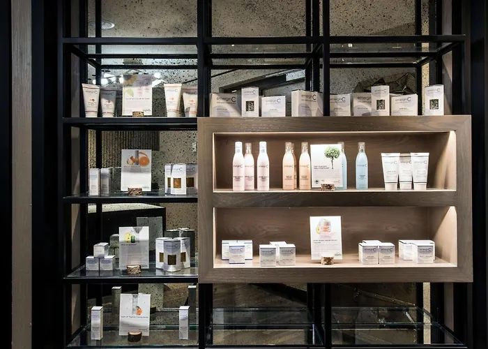 Hotel Londonhouse Chicago, Curio Collection By Hilton