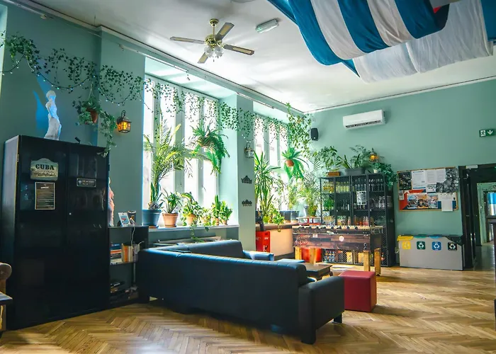 The Little Havana Party Hostel Cracovia