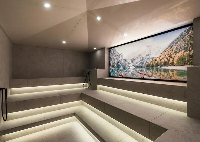Hotel Majestic - Unique Spa Resort Brunico