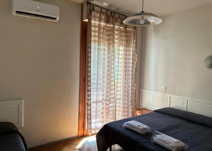 Hotel Sansovino Bed And Car Firenze