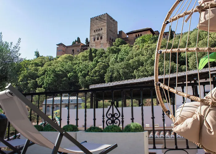 BiBo Suites Oro del Darro Granada