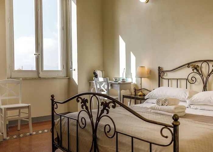 Onlyrooms IV - Sea View & Free Parking Cagliari