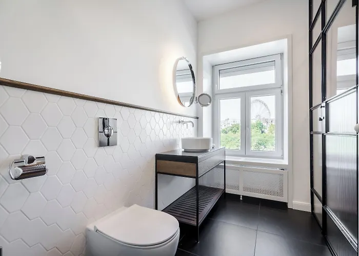 Budapest Eye- Boutique Suites, By Bqa