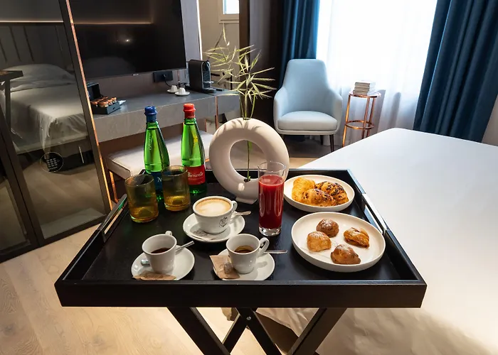 Agra Suites Napoli
