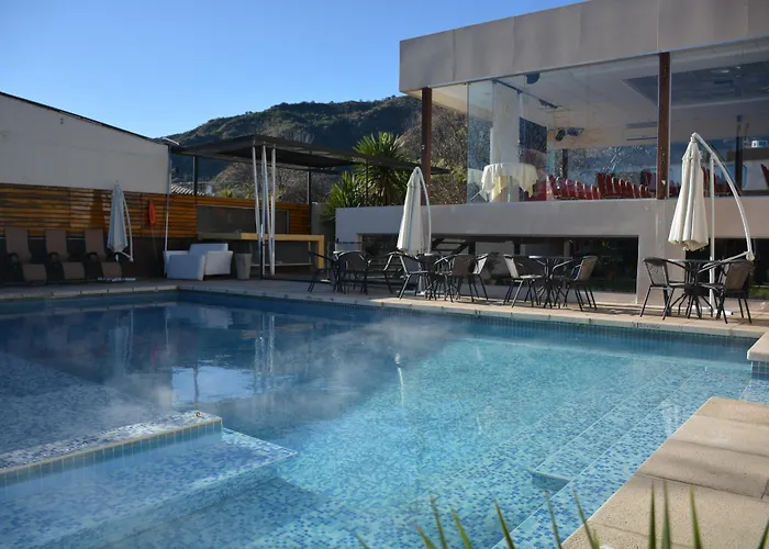 Piazza Hotel Villa Carlos Paz