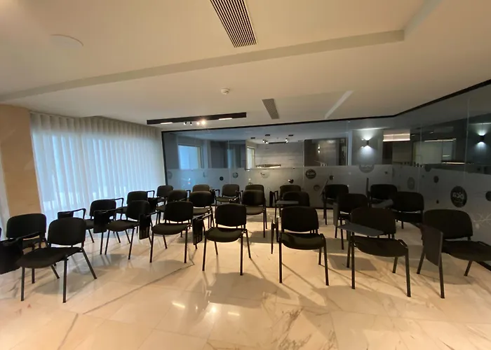 Bom Sucesso Hotel By Gaiarooms OOporto