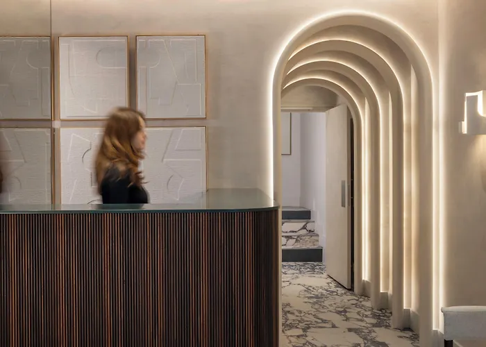 Hotel Des Carmes By Malone Parigi