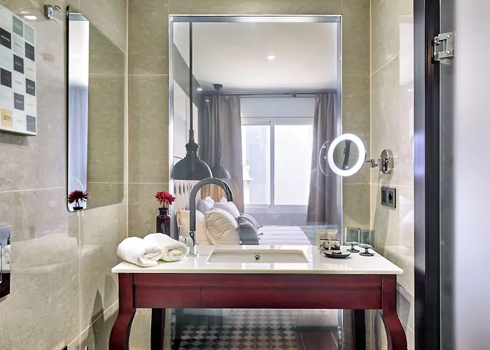 Hotel Cortes Rambla Barcellona
