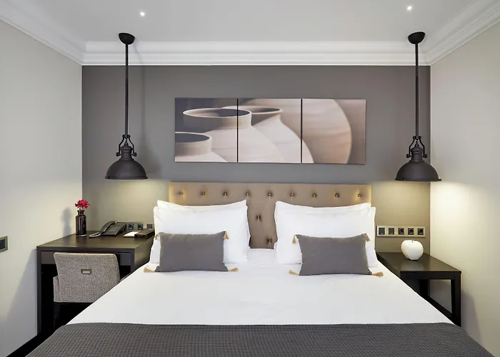 Hotel Cortes Rambla Barcellona