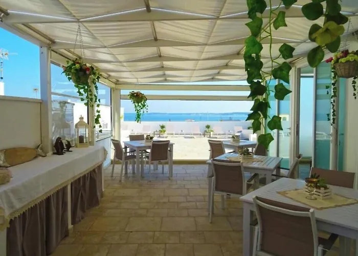 Faro Bianco Gallipoli - Suites&Apartments
