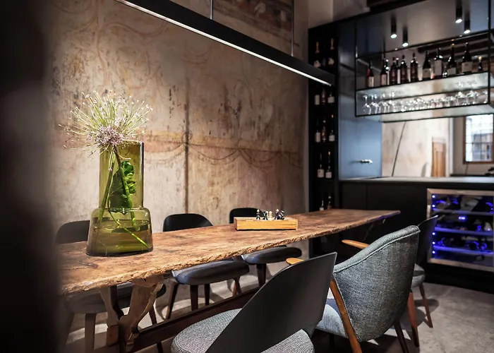 Hotel Goldenstern Townhouse Bolzano