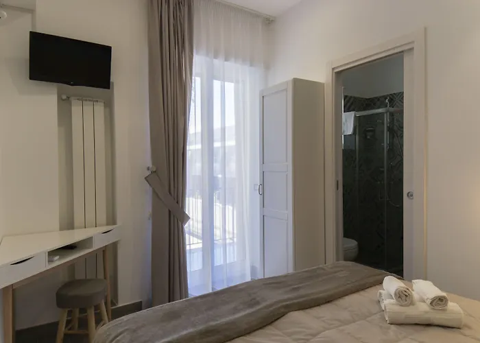 B&B Maremy... I 4 Elementi Napoli