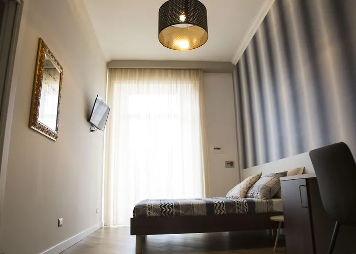 Garibaldi Rooms Napoli