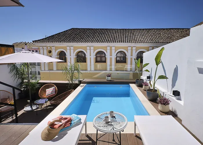 Sweet Sevilla Suites - Smart Hotel