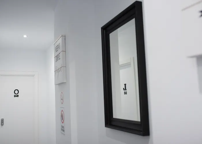 Ayz Frailes - Auto Check-In Property (Adults Only) Málaga