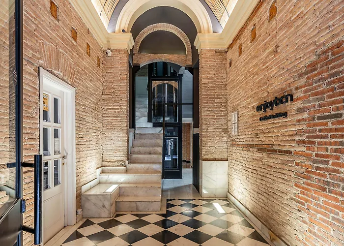 Enjoybcn Colon Apartments Barcelona
