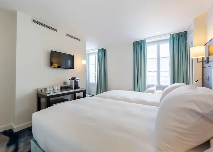 Logis Hotel 15 Montparnasse Parigi